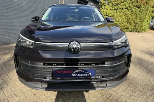 Volkswagen Tiguan (2025) thumbnail 225