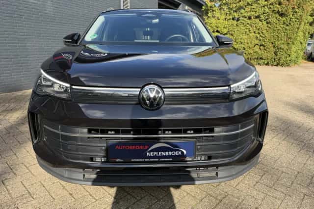 Volkswagen Tiguan (2025) thumbnail 35