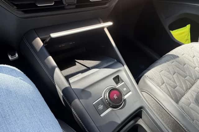 Volkswagen Tiguan (2025) thumbnail 88