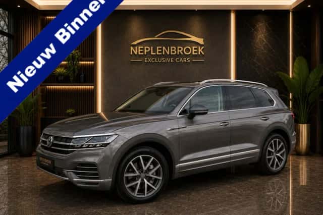 Volkswagen Touareg (2021) thumbnail 2