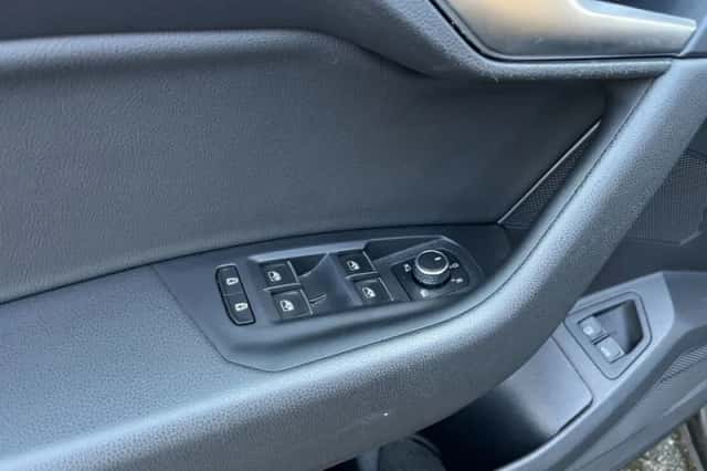 Volkswagen Touareg (2021) thumbnail 24