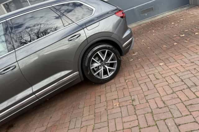 Volkswagen Touareg (2021) thumbnail 56