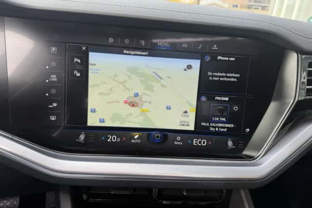 Volkswagen Touareg (2021) thumbnail 57