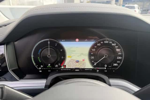 Volkswagen Touareg (2021) thumbnail 76