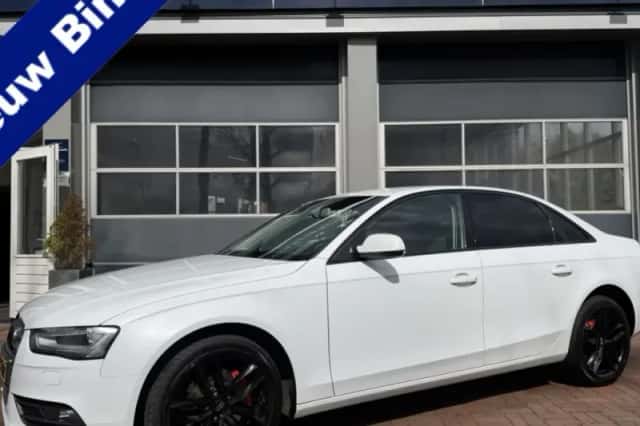 Audi A4 (2014) thumbnail 1