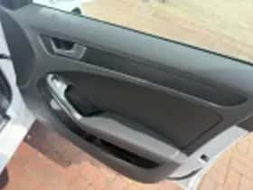 Audi A4 (2014) thumbnail 104