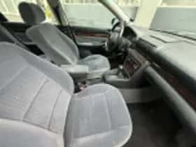 Audi A4 (1997) thumbnail 48