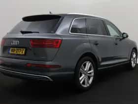 Audi Q7 (2016) thumbnail 9
