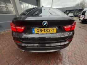 BMW X4 (2015) thumbnail 4