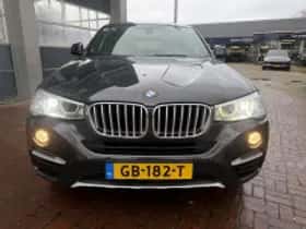 BMW X4 (2015) thumbnail 5