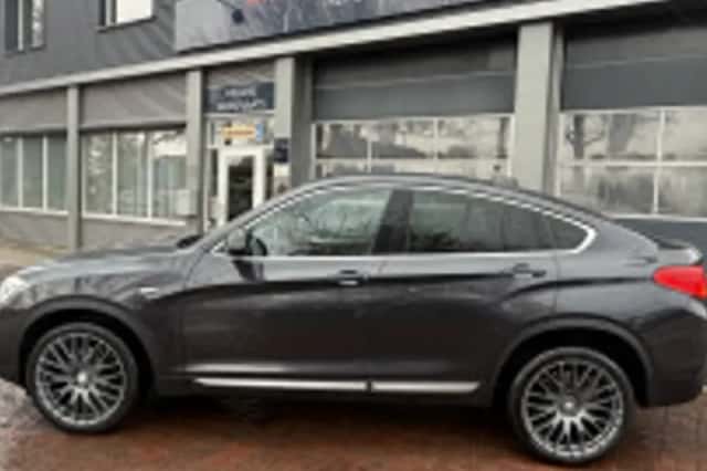 BMW X4 (2015) thumbnail 6