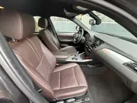 BMW X4 (2015) thumbnail 53