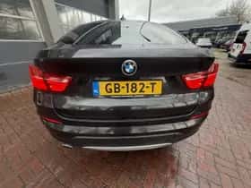 BMW X4 (2015) thumbnail 10