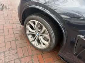 BMW X5 (2013) thumbnail 29