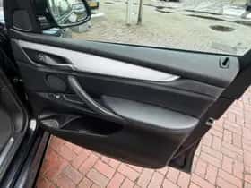 BMW X5 (2013) thumbnail 85