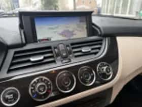 BMW Z4 (2009) thumbnail 108