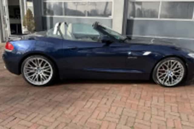 BMW Z4 (2009) thumbnail 5
