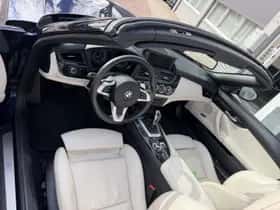BMW Z4 (2009) thumbnail 75