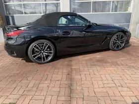 BMW Z4 (2022) thumbnail 3