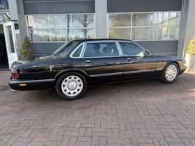 Daimler 40 (1998) thumbnail 3