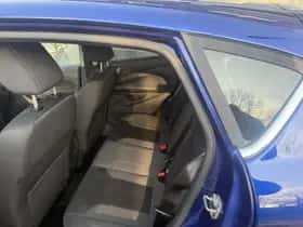 Ford Fiesta (2014) thumbnail 15