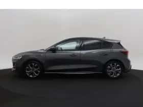 Ford Focus (2022) thumbnail 32