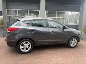 Hyundai ix35 (2011) thumbnail 3