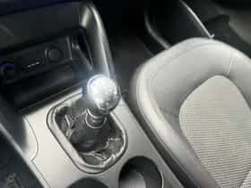 Hyundai ix35 (2011) thumbnail 22