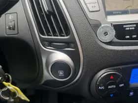 Hyundai ix35 (2011) thumbnail 33