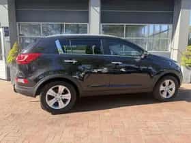 Kia Sportage (2012) thumbnail 3