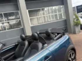 MINI Cabrio (2021) thumbnail 112