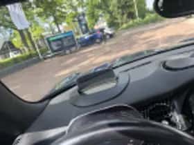 MINI Cabrio (2021) thumbnail 138