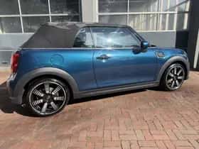 MINI Cabrio (2021) thumbnail 3