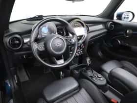 MINI Cabrio (2021) thumbnail 31