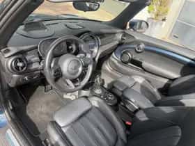 MINI Cabrio (2021) thumbnail 58