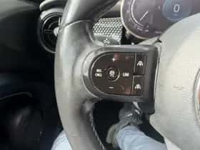 MINI Cabrio (2021) thumbnail 74