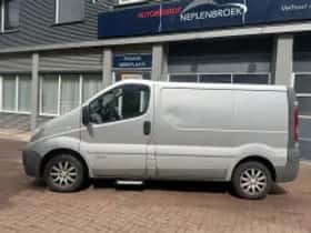 Nissan Primastar (2013) thumbnail 4