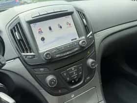 Opel Insignia (2013) thumbnail 25