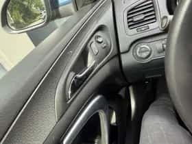 Opel Insignia (2013) thumbnail 29
