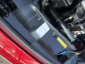Peugeot 2008 (2017) thumbnail 129