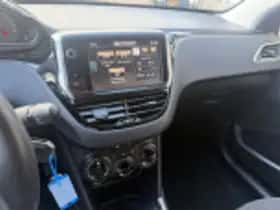 Peugeot 2008 (2017) thumbnail 157