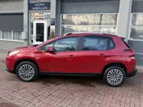 Peugeot 2008 (2017) thumbnail 4