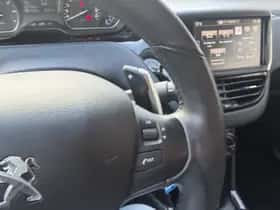 Peugeot 2008 (2017) thumbnail 74