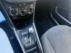 Peugeot 2008 (2017) thumbnail 77