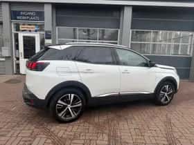 Peugeot 3008 (2020) thumbnail 9