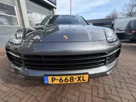 Porsche Cayenne (2020) thumbnail 12