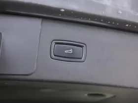 Porsche Cayenne (2020) thumbnail 45
