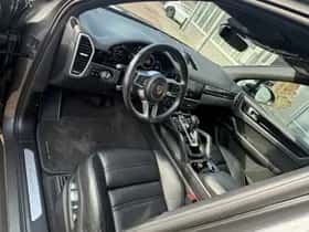 Porsche Cayenne (2020) thumbnail 65