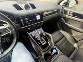 Porsche Cayenne (2020) thumbnail 88