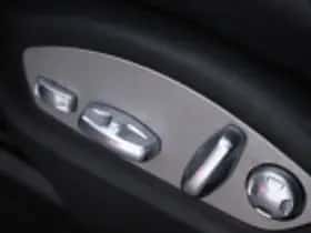 Porsche Macan (2017) thumbnail 131